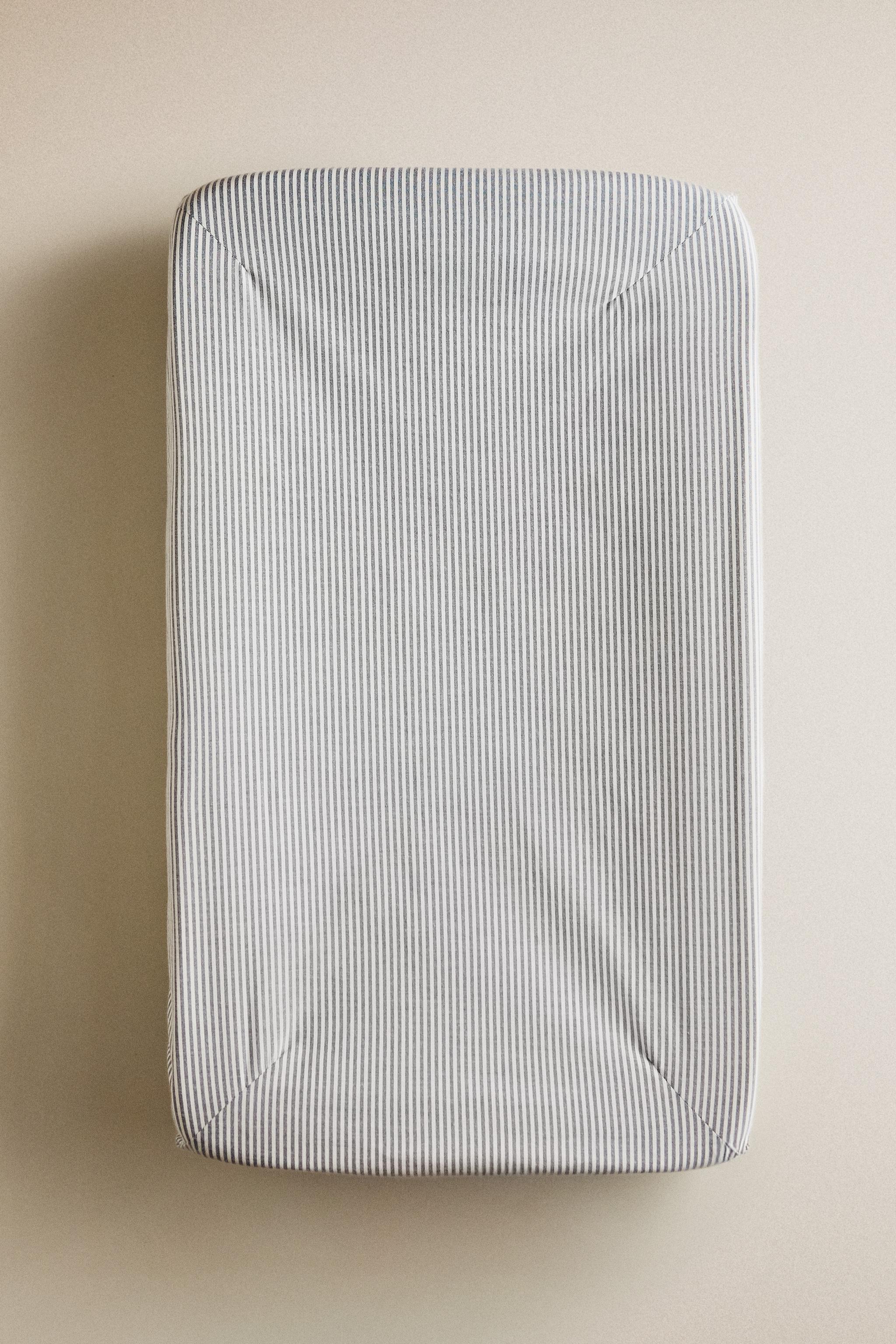 HOUSSE MATELAS À LANGER BÉBÉ RAYURES